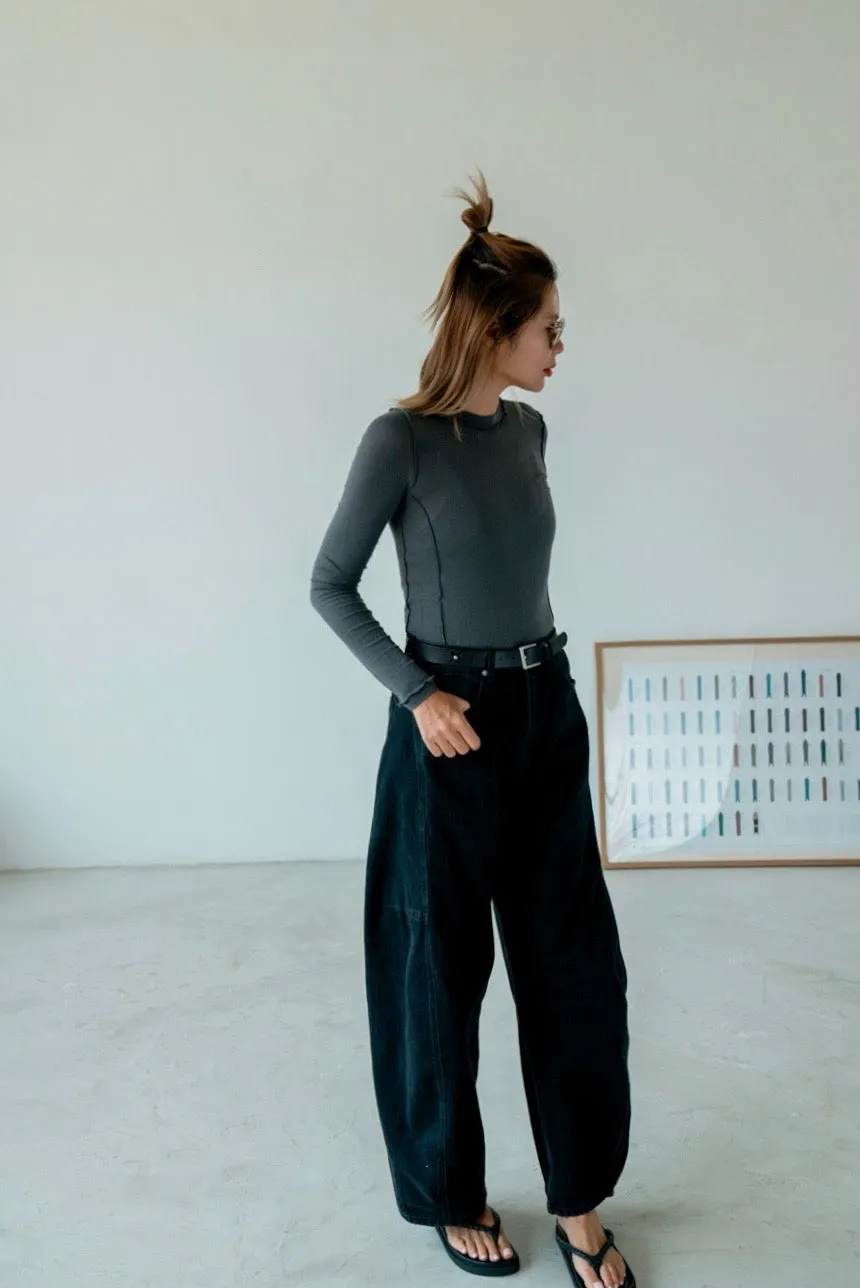 ( WHITE / CHARCOAL / BLACK ) CURVEY LONG SLEEVE
