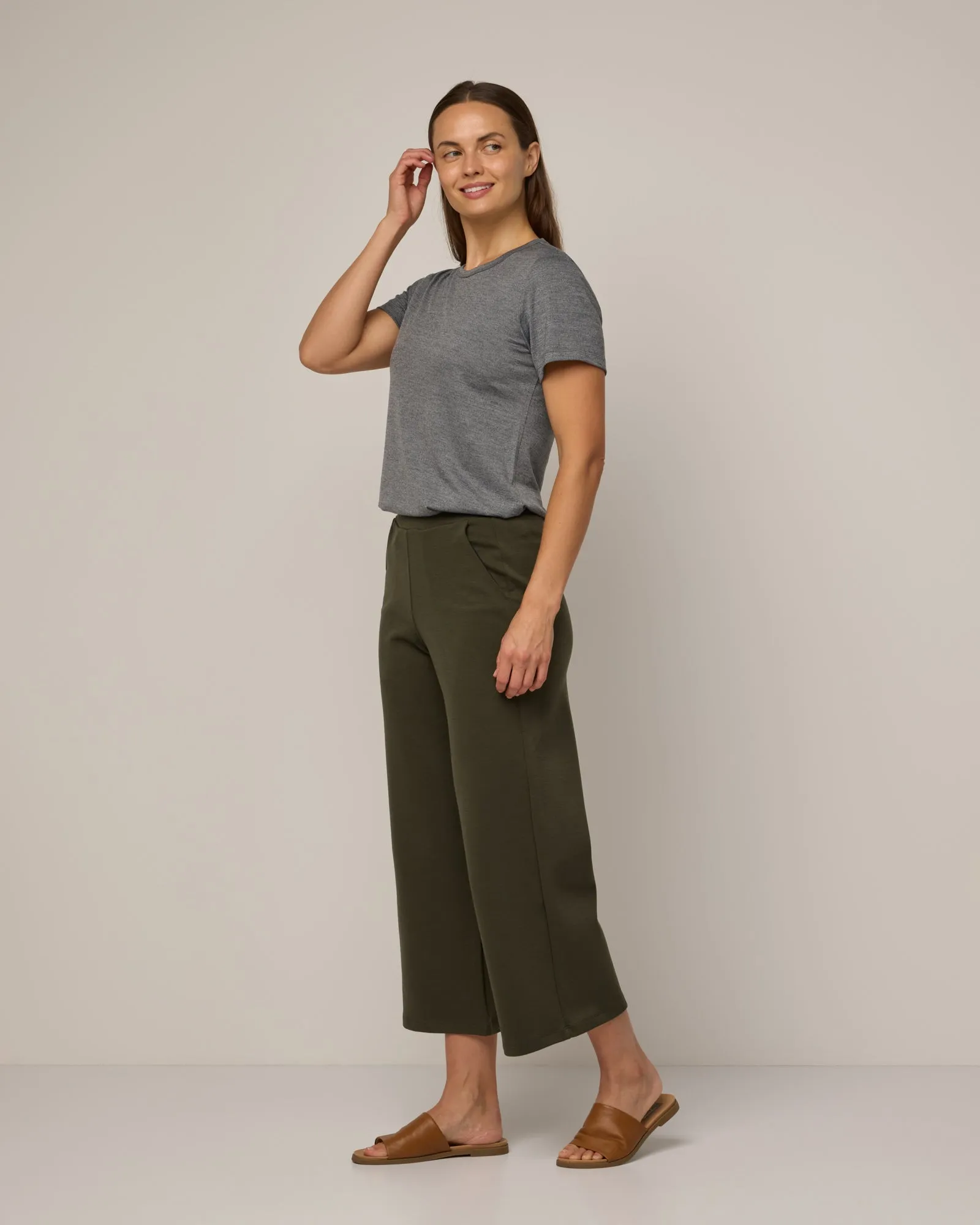 Cara Signature Fitted Tee