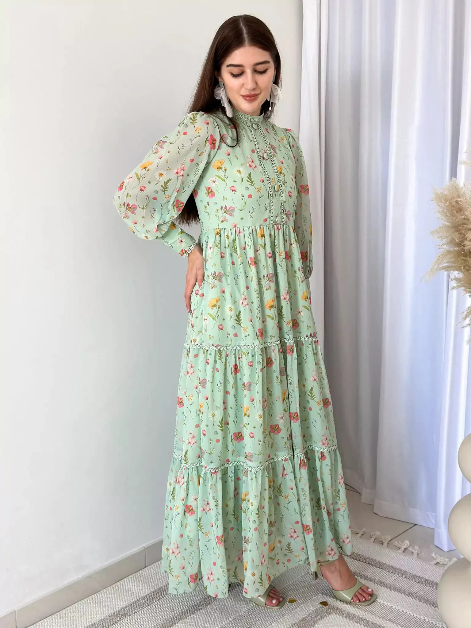 Hannah Lace Dress In Pastel Green Floral