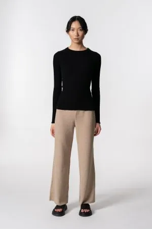 Merino Fitted Rib Sweater in Black