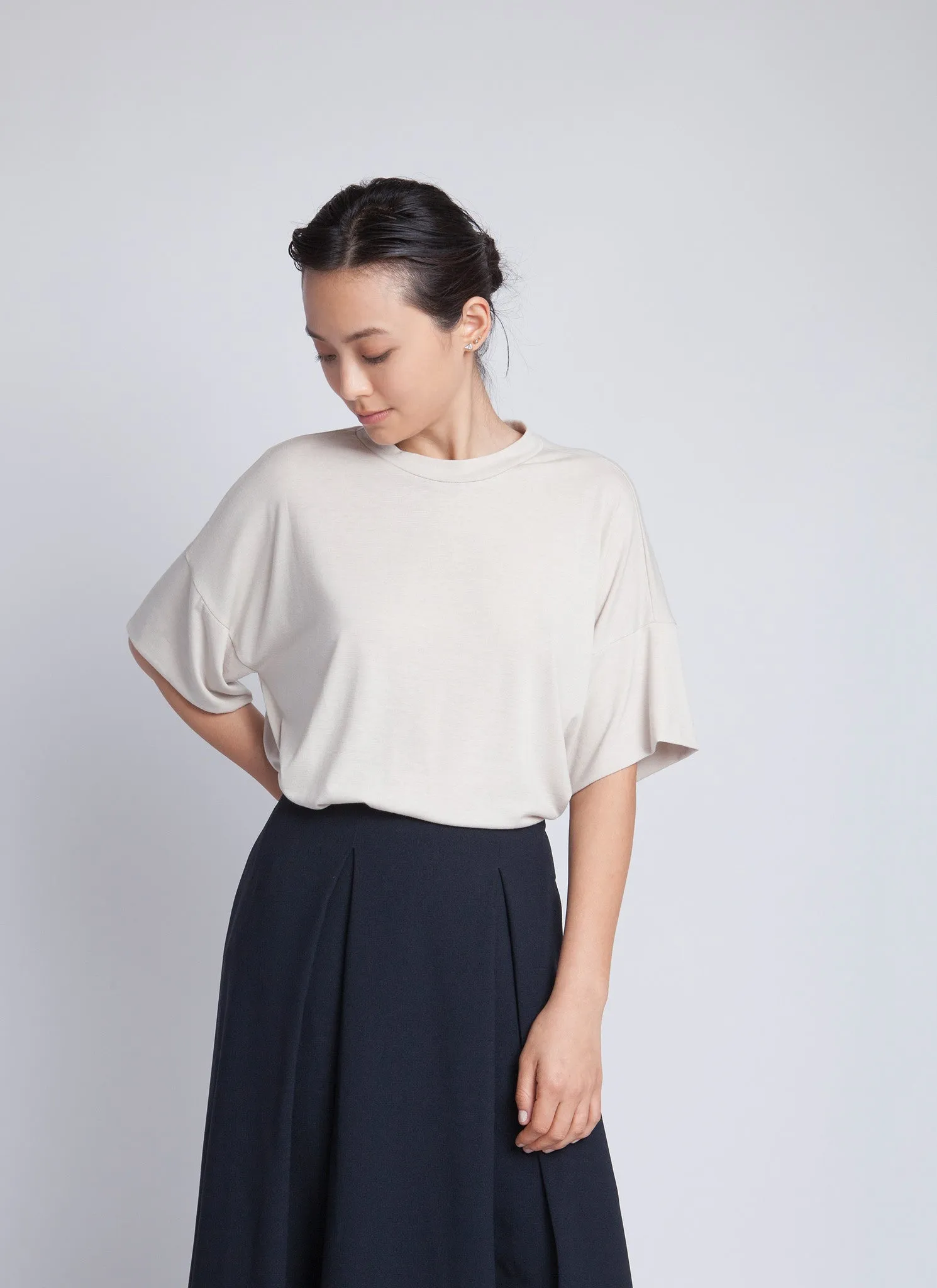 Nam Dropped Shoulder Tee