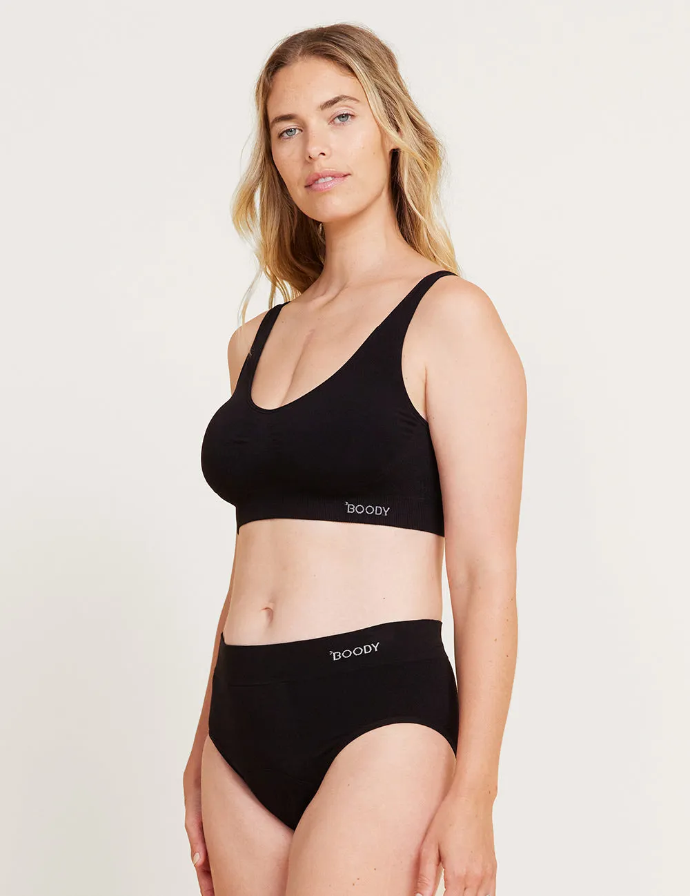 Shaper Crop Bra - Black